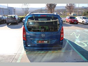 2023 Dizel Otomatik Opel Combo Mavi Asal