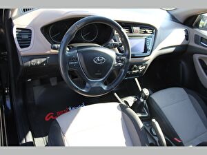 2016 Benzin Manuel Hyundai i20 Siyah Asal