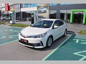 Toyota Corolla Sedan Sedan 1.4 D-4D Advance M/M