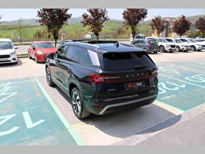 2025 Benzin Otomatik Skoda Kodiaq Siyah Asal
