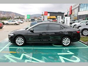 2024 Benzin Otomatik Skoda Superb Siyah Asal