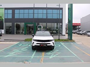2022 Benzin Otomatik Opel Mokka Beyaz Asal