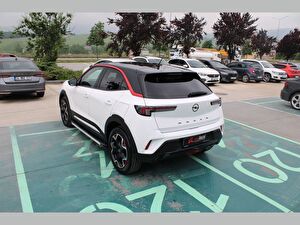 2022 Benzin Otomatik Opel Mokka Beyaz Asal