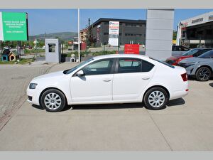 2013 Dizel Otomatik Skoda Octavia Beyaz Asal