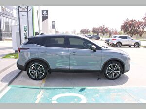 2023 Hybrid Otomatik Nissan Qashqai Gri Asal