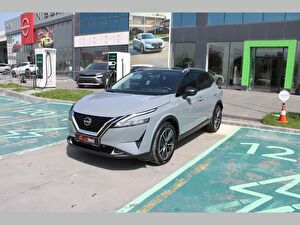 Nissan Qashqai SUV 1.3 DIG-T MHEV Skypack 4x4 CVT