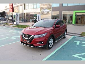Nissan Qashqai SUV SUV 1.3 DIG-T Sky Pack DCT