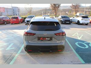 2023 Hybrid Otomatik Nissan Qashqai Gri Asal