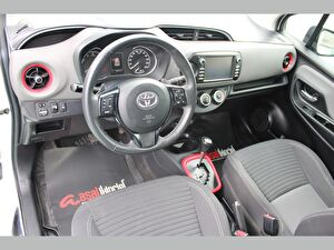 2017 Benzin Otomatik Toyota Yaris Beyaz Asal