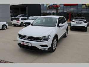 Volkswagen Tiguan SUV SUV 1.6 TDI SCR BMT Trendline