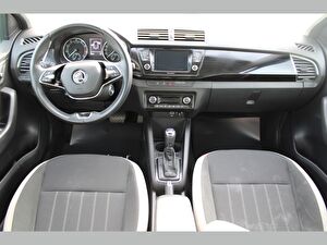 2020 Benzin Otomatik Skoda Fabia Mavi Asal
