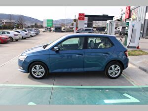 2020 Benzin Otomatik Skoda Fabia Mavi Asal