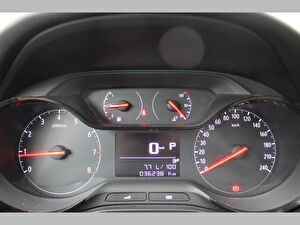 2022 Benzin Otomatik Opel Crossland Siyah Asal