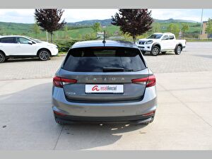 2024 Benzin Otomatik Skoda Fabia Gri Asal
