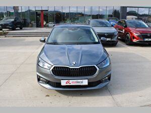 2024 Benzin Otomatik Skoda Fabia Gri Asal