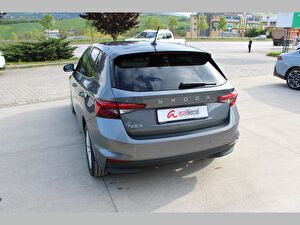 2024 Benzin Otomatik Skoda Fabia Gri Asal