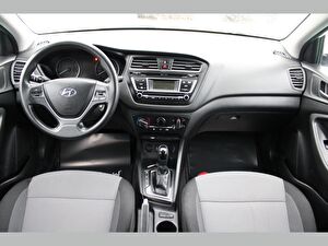 2017 Benzin + LPG Otomatik Hyundai i20 Beyaz Asal