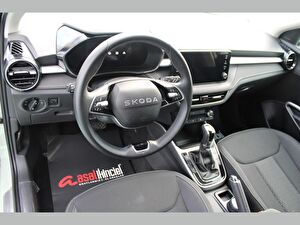 2026 Benzin Otomatik Skoda Fabia Yeşil Asal
