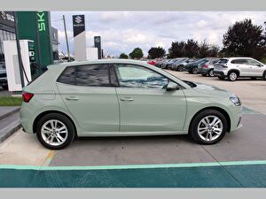 2026 Benzin Otomatik Skoda Fabia Yeşil Asal
