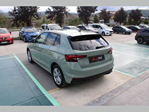 2026 Benzin Otomatik Skoda Fabia Yeşil Asal