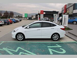 2017 Benzin + LPG Otomatik Hyundai Accent Blue Beyaz Asal