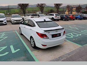 2017 Benzin + LPG Otomatik Hyundai Accent Blue Beyaz Asal