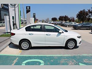 2024 Dizel Manuel Fiat Egea Beyaz Asal
