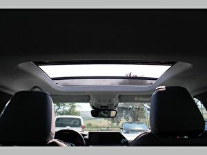 2025 Benzin Otomatik Citroen C4 Yeşil Asal