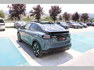 2025 Benzin Otomatik Citroen C4 Yeşil Asal