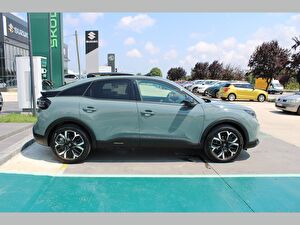2025 Benzin Otomatik Citroen C4 Yeşil Asal