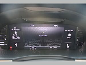 2022 Benzin Otomatik Skoda Kamiq Kırmızı Asal