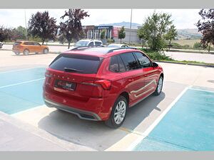 2022 Benzin Otomatik Skoda Kamiq Kırmızı Asal
