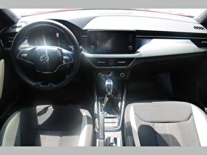 2022 Benzin Otomatik Skoda Kamiq Kırmızı Asal