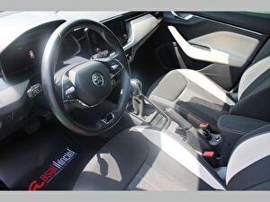 2022 Benzin Otomatik Skoda Kamiq Kırmızı Asal