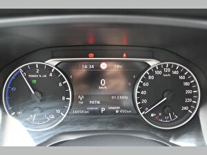 2023 Hybrid Otomatik Nissan Qashqai Gri Asal