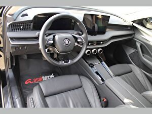 2024 MHEV Otomatik Skoda Superb Siyah Asal