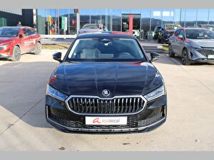 2024 MHEV Otomatik Skoda Superb Siyah Asal