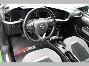 2023 Benzin Otomatik Opel Mokka Yeşil Asal