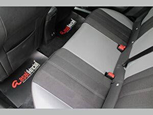 2023 Benzin Otomatik Opel Mokka Yeşil Asal