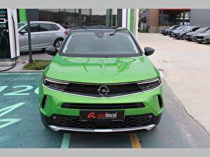 2023 Benzin Otomatik Opel Mokka Yeşil Asal