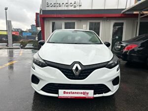 2022 Benzin Otomatik Renault Clio Beyaz Bostancıoğlu