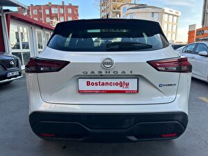 2023 Hybrid Otomatik Nissan Qashqai Beyaz Bostancıoğlu