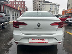 2022 Benzin Otomatik Renault Taliant Beyaz Bostancıoğlu