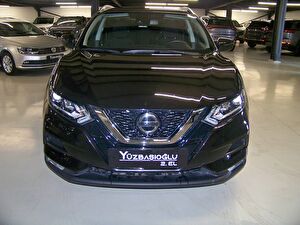 2020 Dizel Otomatik Nissan Qashqai Siyah Yüzbaşıoğlu