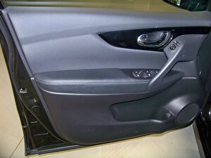 2020 Dizel Otomatik Nissan Qashqai Siyah Yüzbaşıoğlu