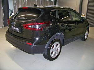 2020 Dizel Otomatik Nissan Qashqai Siyah Yüzbaşıoğlu
