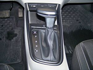 2022 Benzin Otomatik Hyundai i20 Mavi Yüzbaşıoğlu