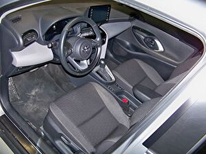 2022 Hybrid Otomatik Toyota Yaris Gümüş Gri Yüzbaşıoğlu