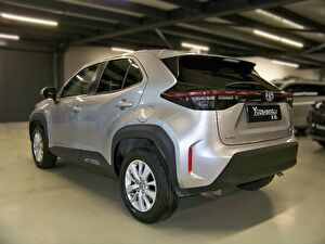 2022 Hybrid Otomatik Toyota Yaris Gümüş Gri Yüzbaşıoğlu