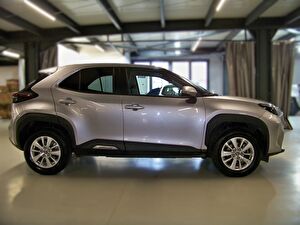 2022 Hybrid Otomatik Toyota Yaris Gümüş Gri Yüzbaşıoğlu